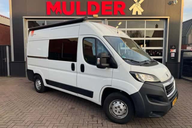 Peugeot Boxer (2021) thumbnail 1
