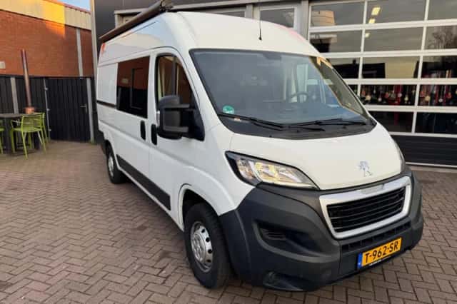 Peugeot Boxer (2021) thumbnail 3