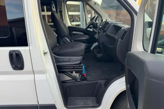 Peugeot Boxer (2021) thumbnail 25