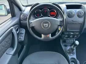 Dacia Duster (2015) thumbnail 19