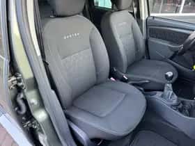 Dacia Duster (2015) thumbnail 37
