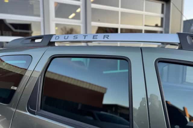 Dacia Duster (2015) thumbnail 5
