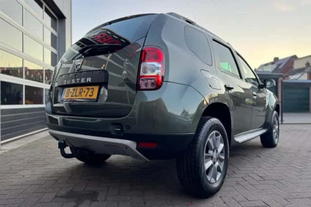 Dacia Duster (2015) thumbnail 7