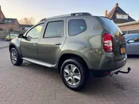Dacia Duster (2015) thumbnail 9