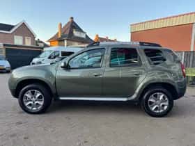 Dacia Duster (2015) thumbnail 10