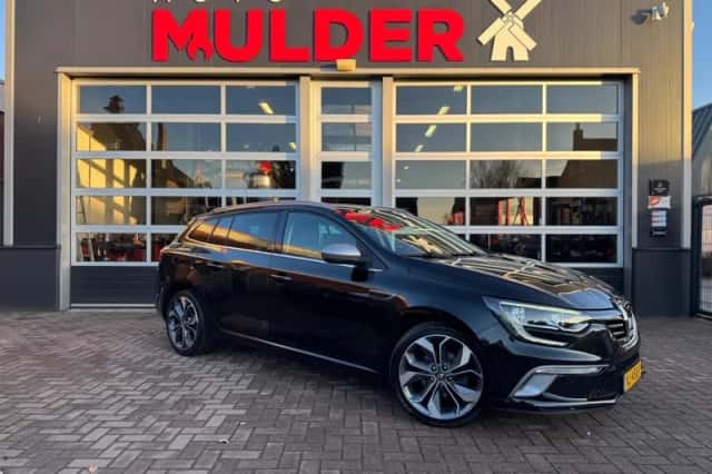 Renault Mégane (2018) thumbnail 1