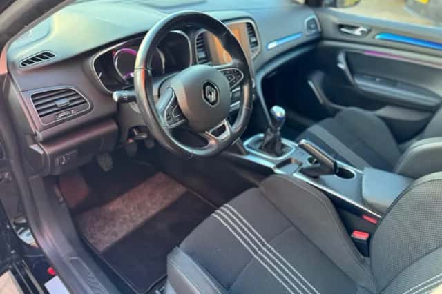 Renault Mégane (2018) thumbnail 13