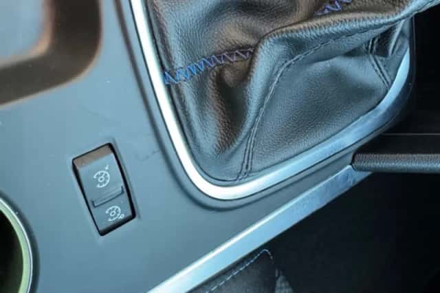 Renault Mégane (2018) thumbnail 22