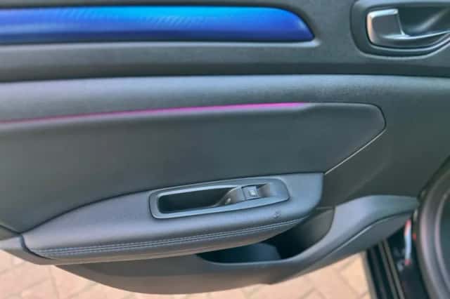 Renault Mégane (2018) thumbnail 28