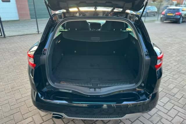 Renault Mégane (2018) thumbnail 29