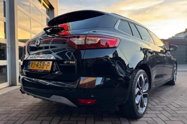 Renault Mégane (2018) thumbnail 30