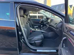 Renault Mégane (2018) thumbnail 34