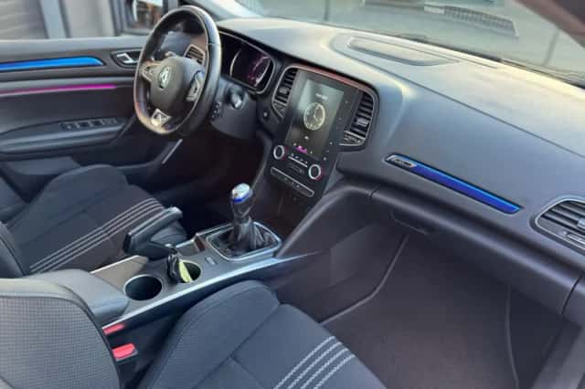 Renault Mégane (2018) thumbnail 35