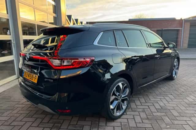 Renault Mégane (2018) thumbnail 5