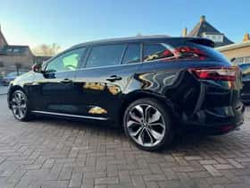 Renault Mégane (2018) thumbnail 7