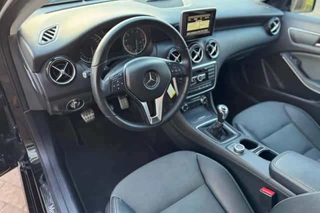 Mercedes-Benz A-Klasse (2013) thumbnail 14