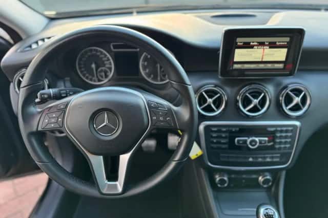 Mercedes-Benz A-Klasse (2013) thumbnail 17