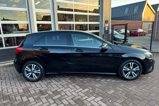 Mercedes-Benz A-Klasse (2013) thumbnail 4
