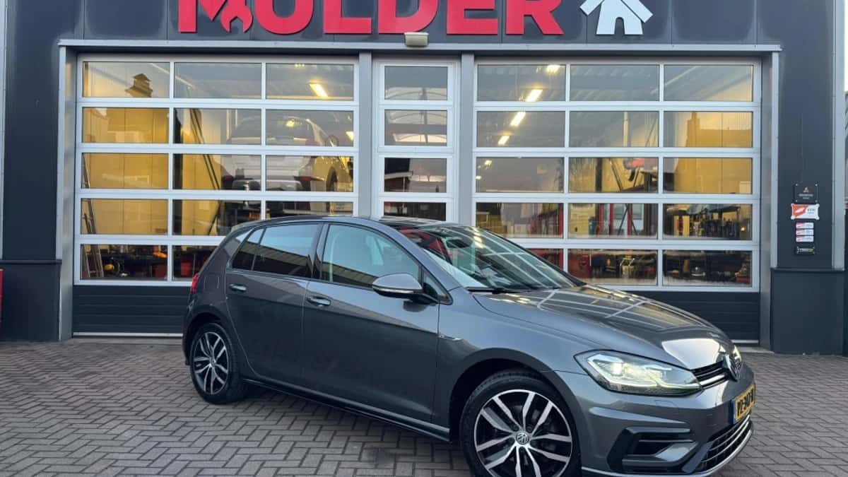 Volkswagen Golf (2017) — foto 1