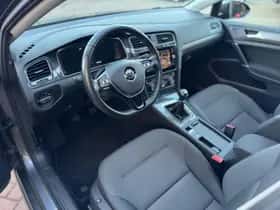 Volkswagen Golf (2017) thumbnail 18