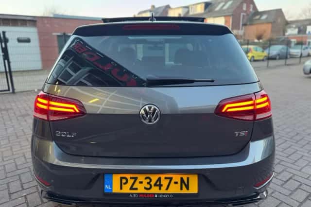 Volkswagen Golf (2017) thumbnail 7