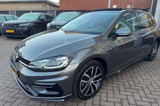 Volkswagen Golf (2017) thumbnail 10