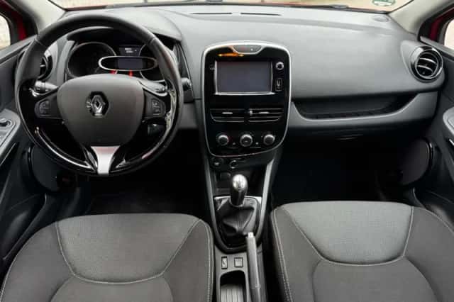 Renault Clio (2015) thumbnail 15