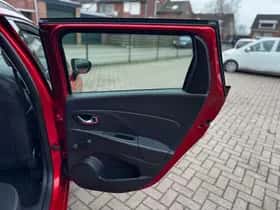 Renault Clio (2015) thumbnail 26