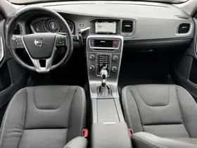 Volvo V60 (2014) thumbnail 19