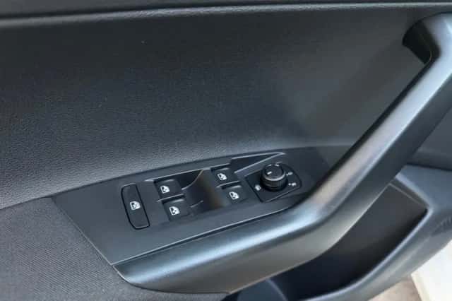 Volkswagen Polo (2021) thumbnail 15