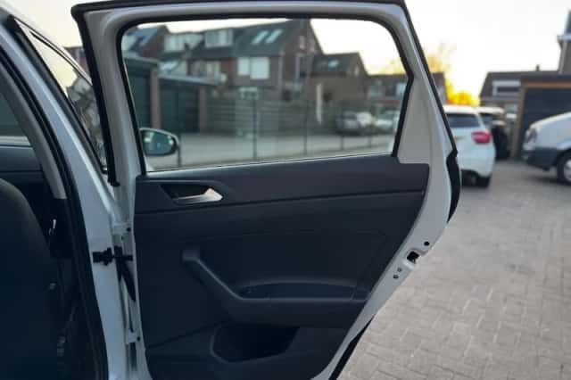 Volkswagen Polo (2021) thumbnail 30