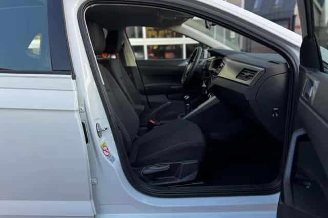 Volkswagen Polo (2021) thumbnail 32