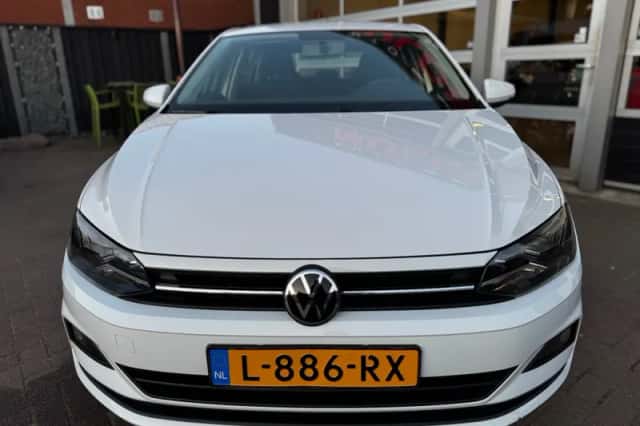 Volkswagen Polo (2021) thumbnail 9