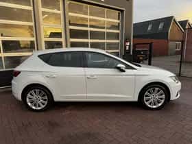 SEAT Leon (2017) thumbnail 3