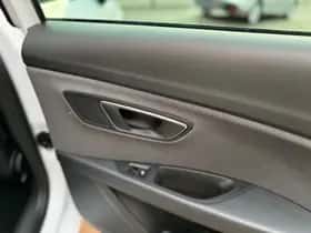 SEAT Leon (2017) thumbnail 31