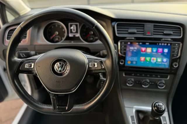 Volkswagen Golf (2013) thumbnail 15
