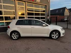 Volkswagen Golf (2013) thumbnail 3