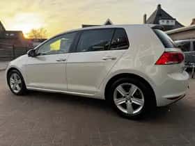 Volkswagen Golf (2013) thumbnail 6