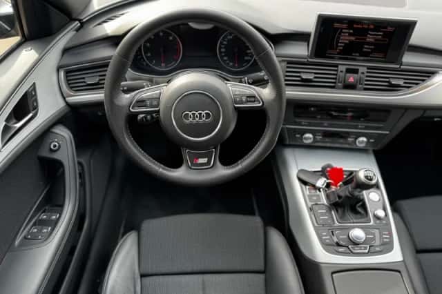 Audi A6 (2012) thumbnail 20