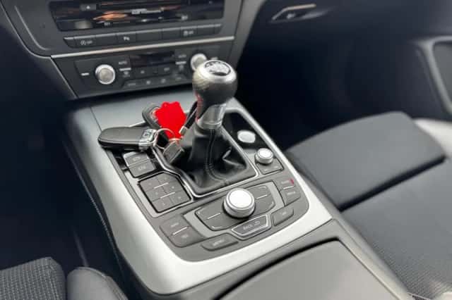 Audi A6 (2012) thumbnail 26