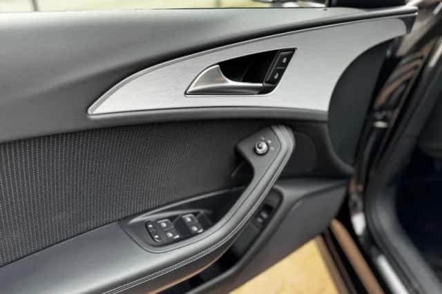 Audi A6 (2012) thumbnail 27