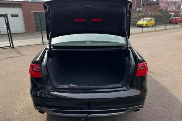 Audi A6 (2012) thumbnail 36