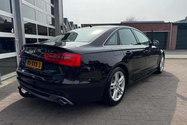 Audi A6 (2012) thumbnail 5