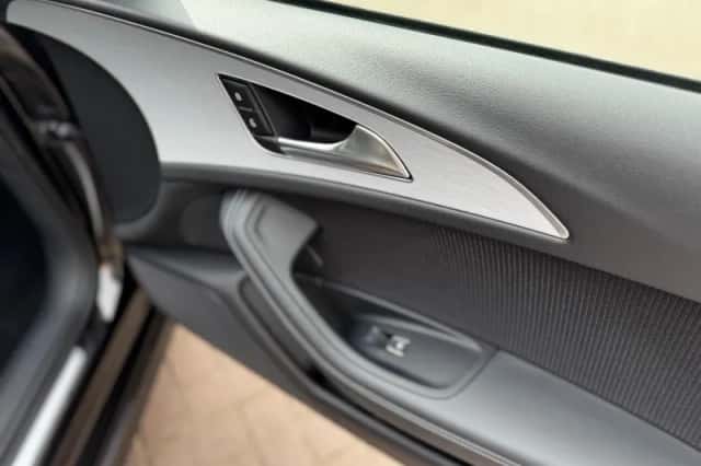 Audi A6 (2012) thumbnail 44