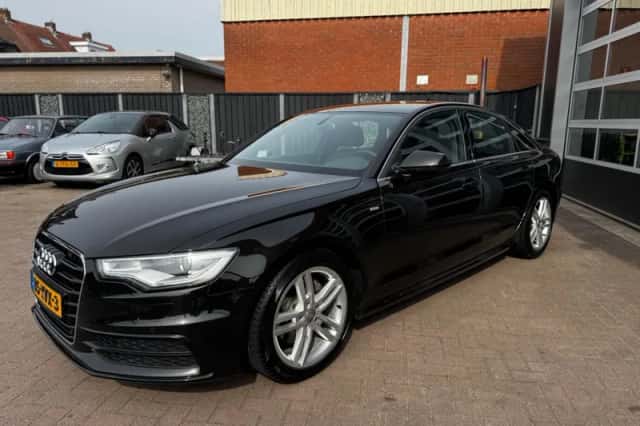 Audi A6 (2012) thumbnail 10