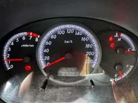Mazda 5 (2008) thumbnail 13