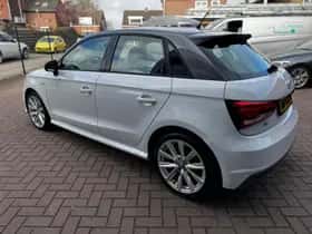 Audi A1 (2015) thumbnail 9