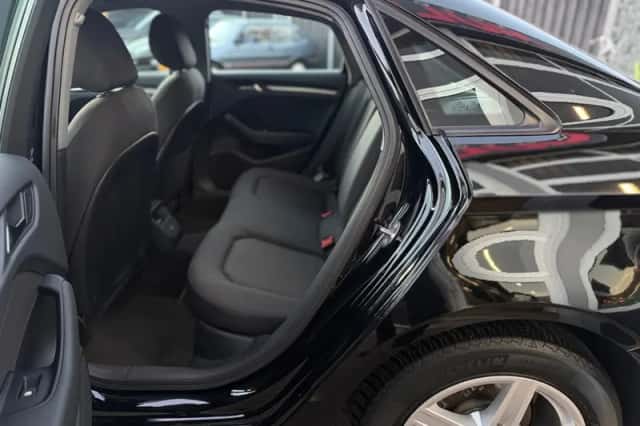 Audi A3 (2018) thumbnail 26