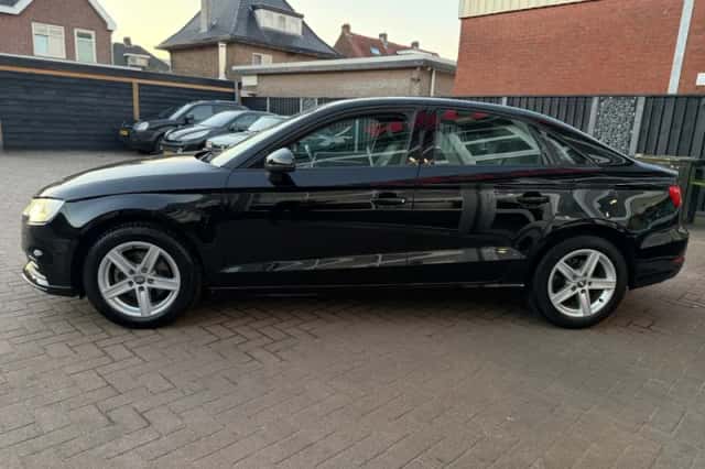 Audi A3 (2018) thumbnail 9