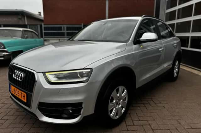 Audi Q3 (2014) thumbnail 12